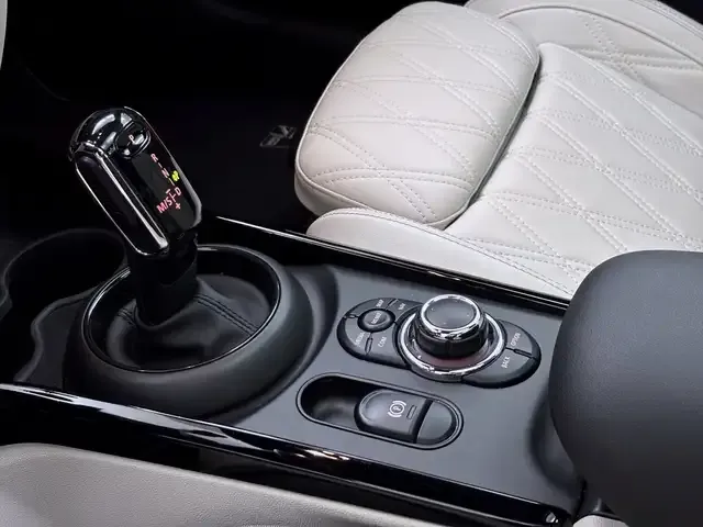 MINI Cooper Clubman