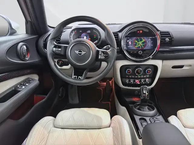 MINI Cooper Clubman