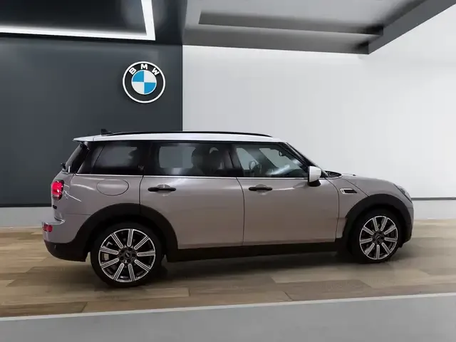 MINI Cooper Clubman