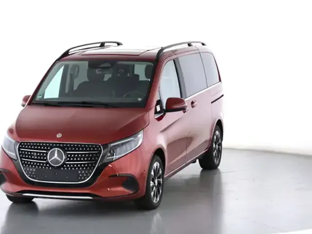 Mercedes-Benz V 250