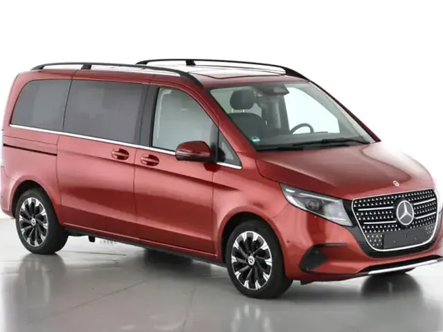 Mercedes-Benz V 250