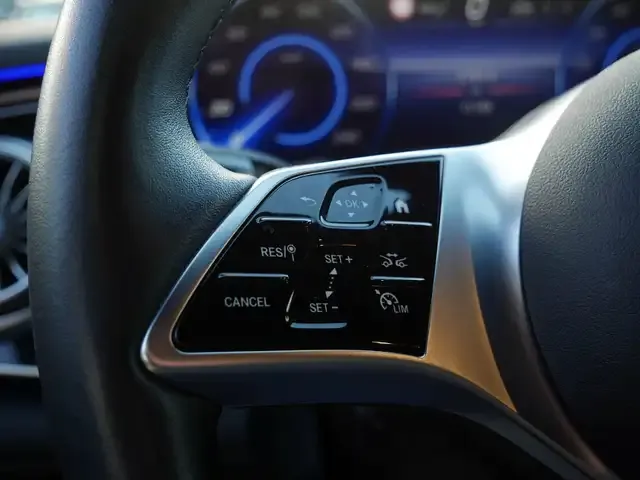 Mercedes-Benz EQE 350