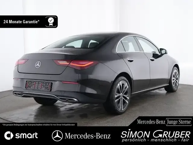 Mercedes-Benz CLA 180