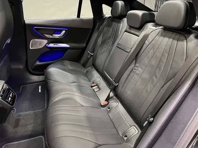 Mercedes-Benz EQE 350