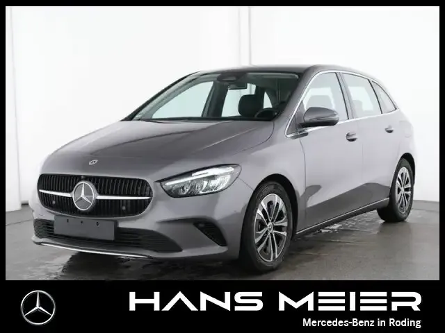 Mercedes-Benz B 220