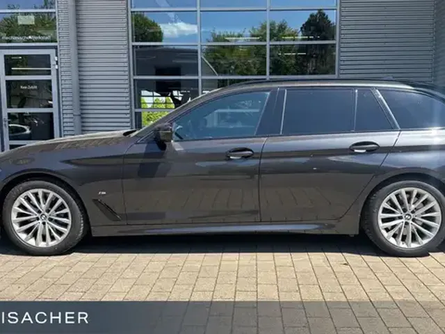 BMW 540