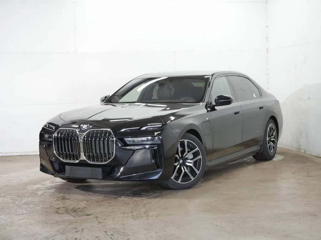 BMW 750
