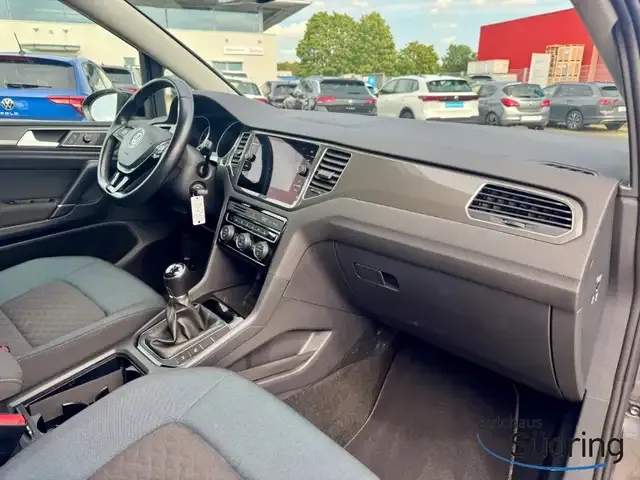 Volkswagen Golf Sportsvan