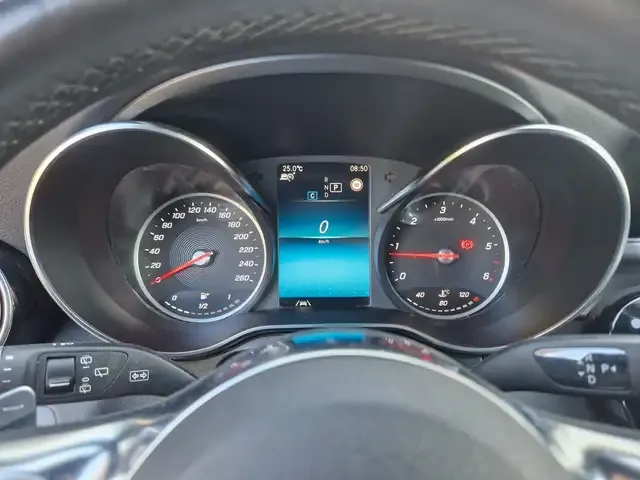 Mercedes-Benz GLC 220