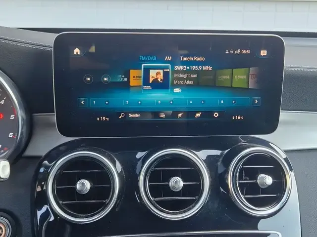 Mercedes-Benz GLC 220