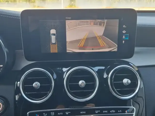 Mercedes-Benz GLC 220