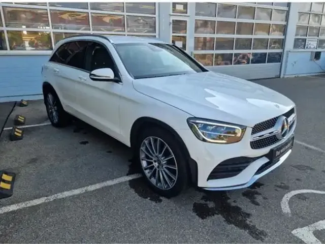 Mercedes-Benz GLC 220