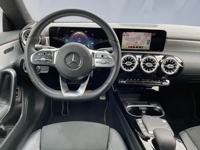 Mercedes-Benz CLA 250