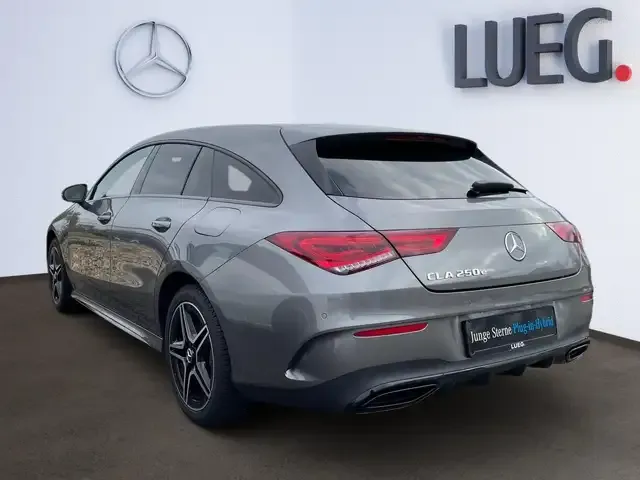 Mercedes-Benz CLA 250