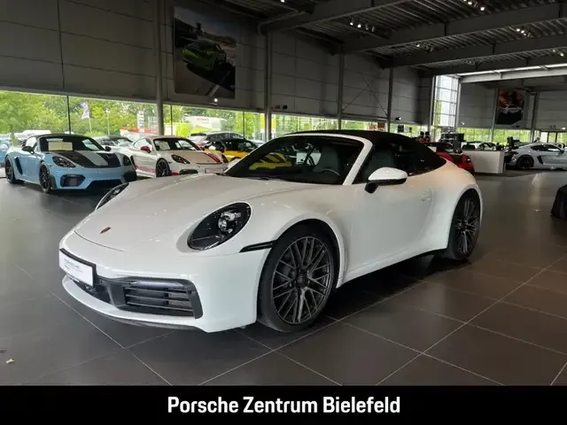 Porsche 992