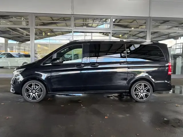 Mercedes-Benz V 250