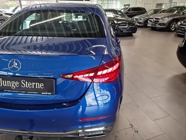 Mercedes-Benz C 220