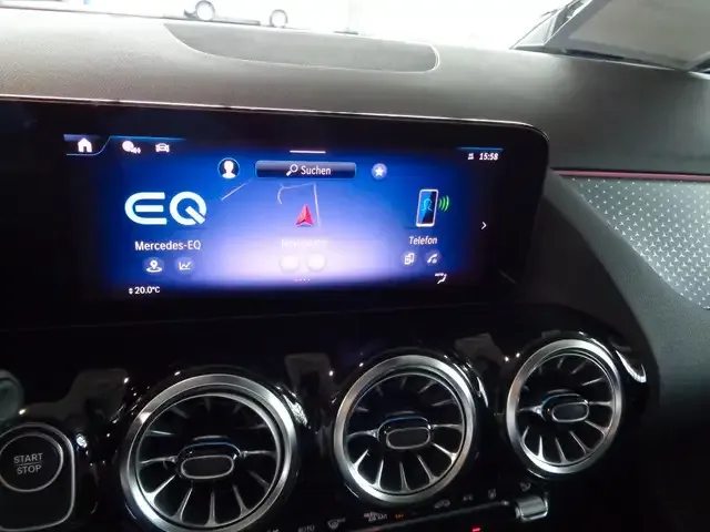 Mercedes-Benz EQA
