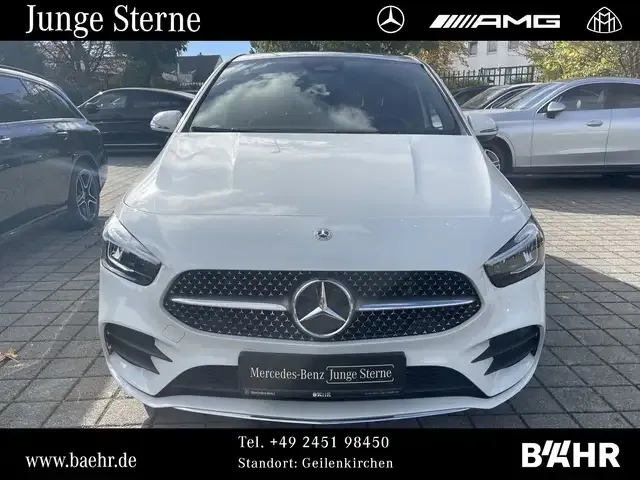 Mercedes-Benz B 200