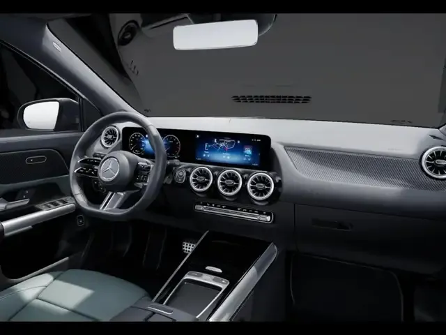 Mercedes-Benz GLA 220
