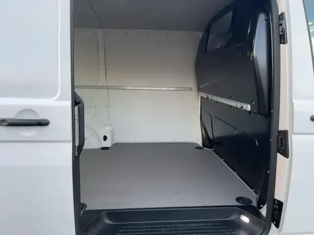 Volkswagen T6.1 Transporter