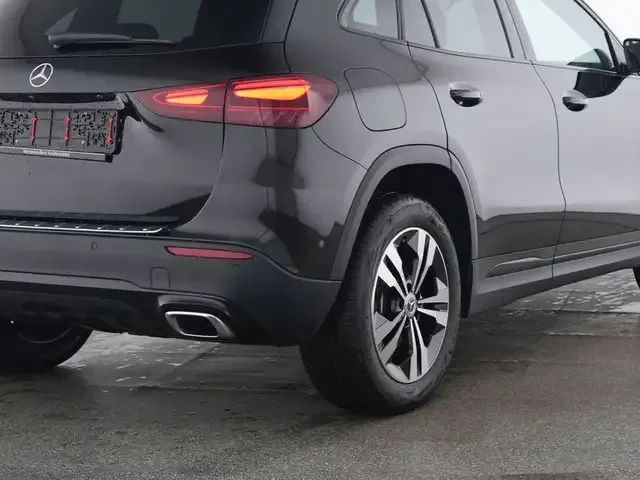 Mercedes-Benz GLA 250