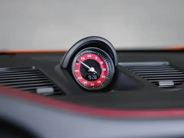 Porsche 992