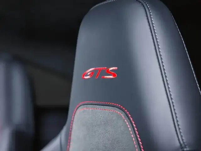Porsche 992