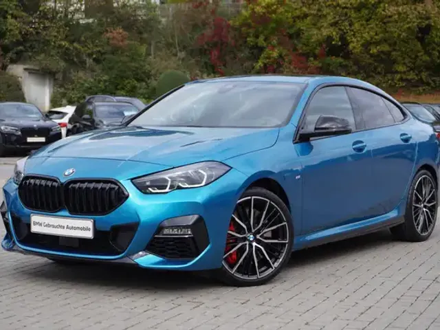 BMW 220