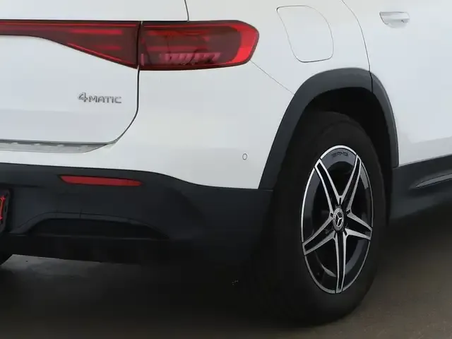 Mercedes-Benz EQB 350