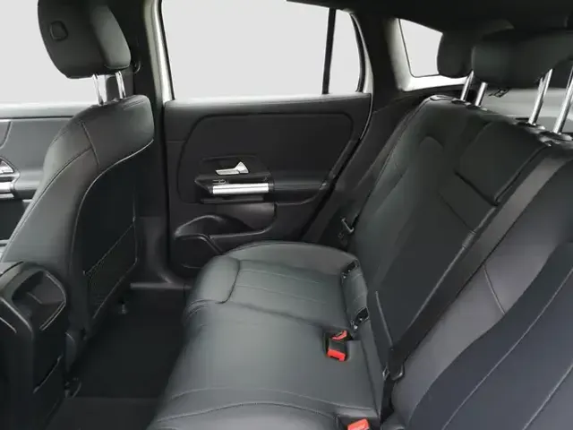 Mercedes-Benz EQA 300