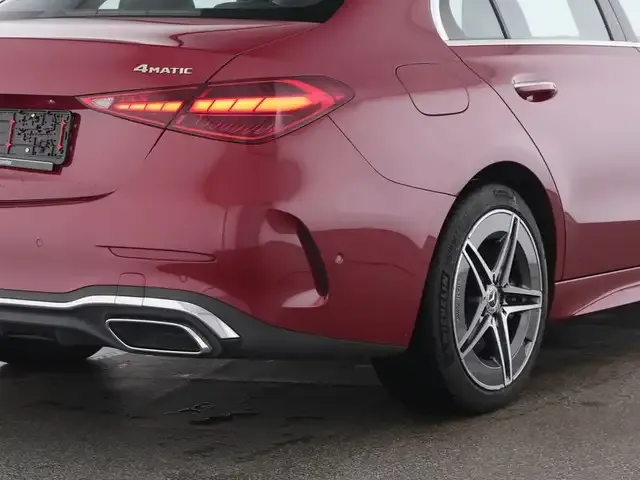 Mercedes-Benz C 300
