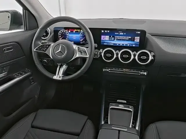 Mercedes-Benz GLA 180