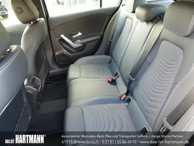 Mercedes-Benz A 180