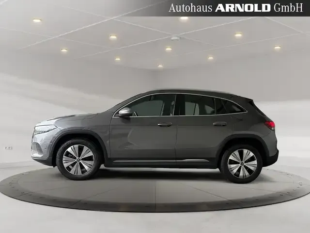 Mercedes-Benz EQA 300