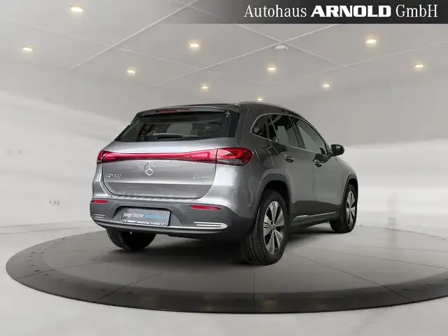 Mercedes-Benz EQA 300