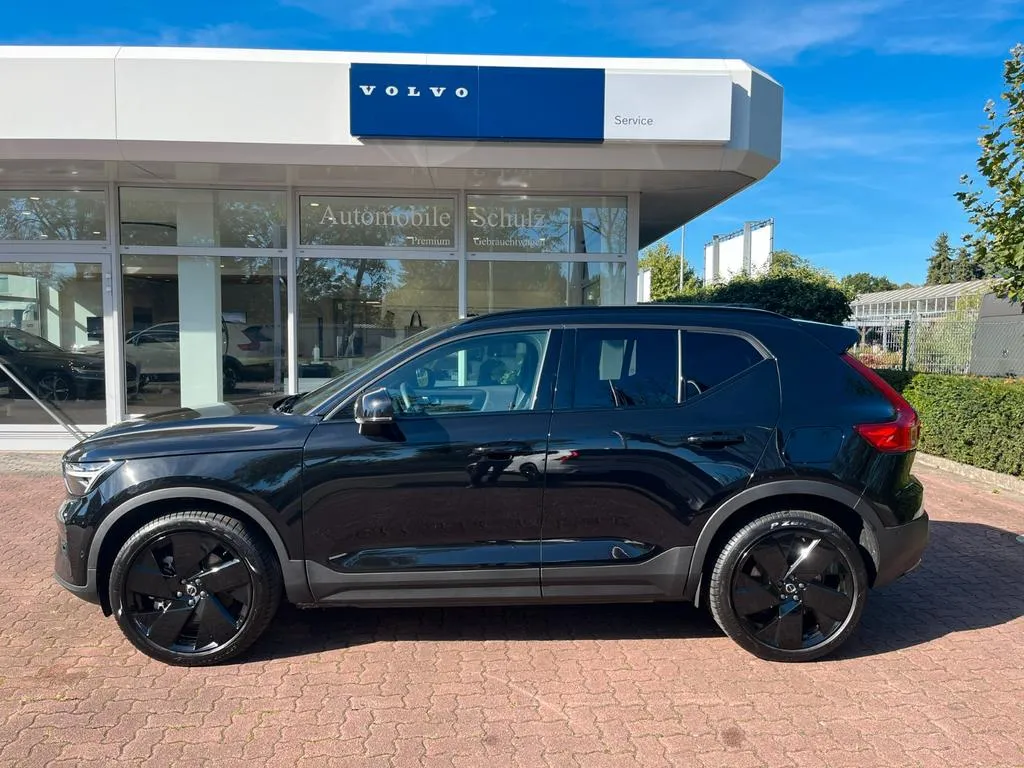 Volvo EX40