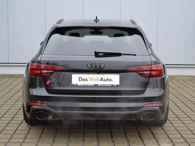 Audi RS4