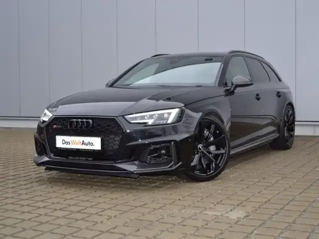 Audi RS4
