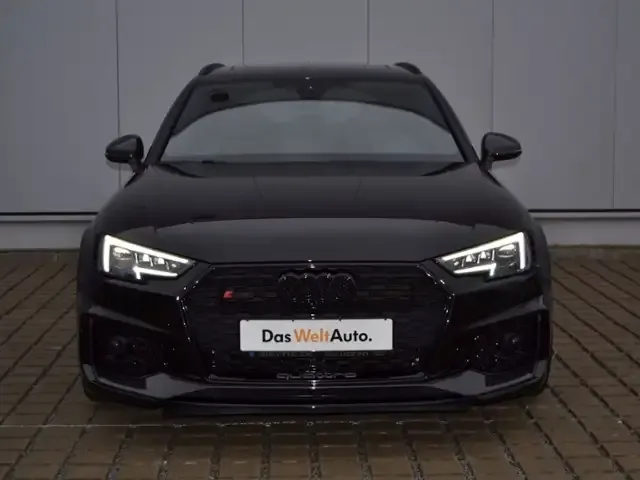 Audi RS4