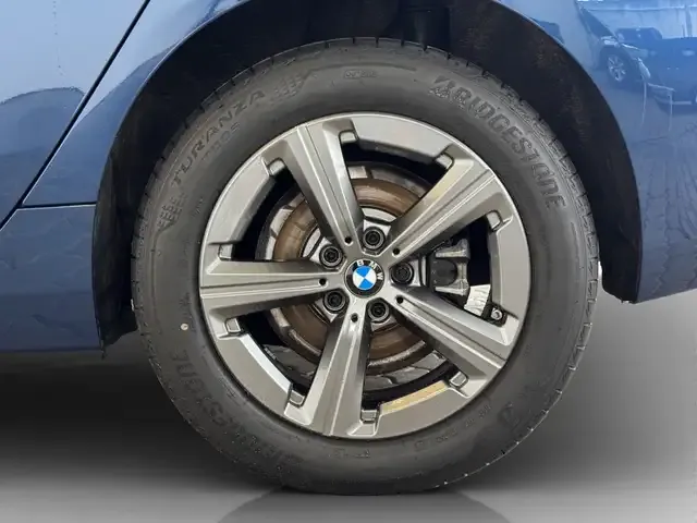BMW 216