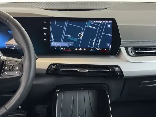 BMW 216