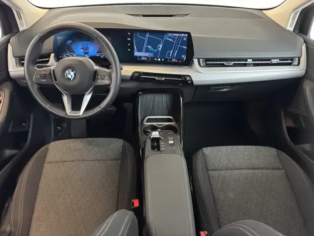 BMW 216