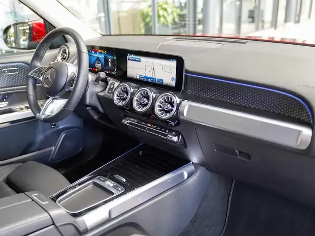 Mercedes-Benz GLB 200