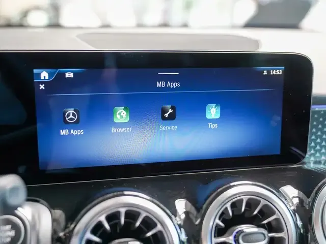 Mercedes-Benz GLB 200