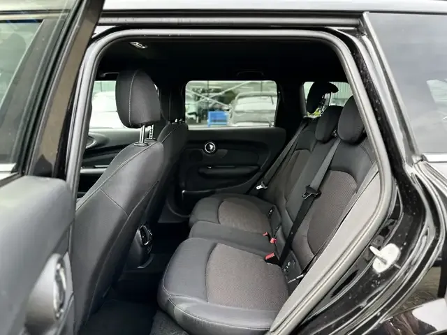 MINI Cooper Clubman
