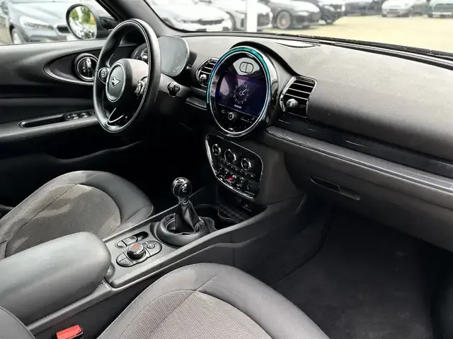 MINI Cooper Clubman