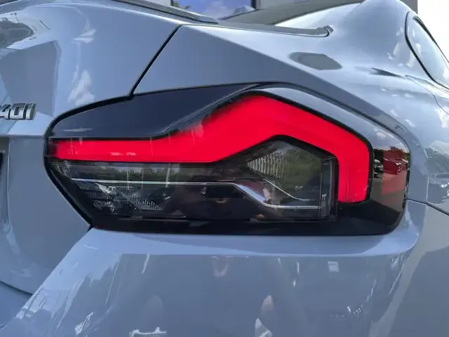 BMW 240