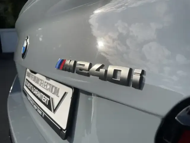 BMW 240