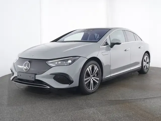 Mercedes-Benz EQE 300
